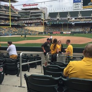 Meet your Posher, Thomas